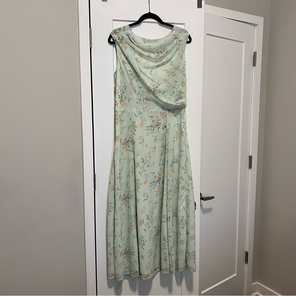 Abercrombie & Fitch Mint Green Floral Backless Dress